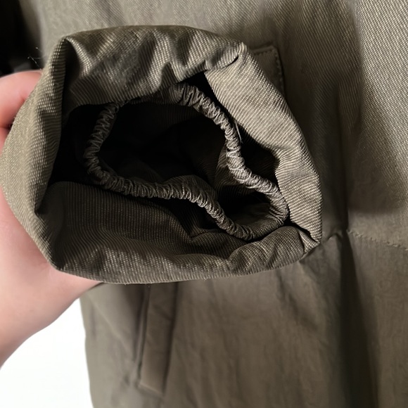 Very durable down jacket - Picture 5 of 6